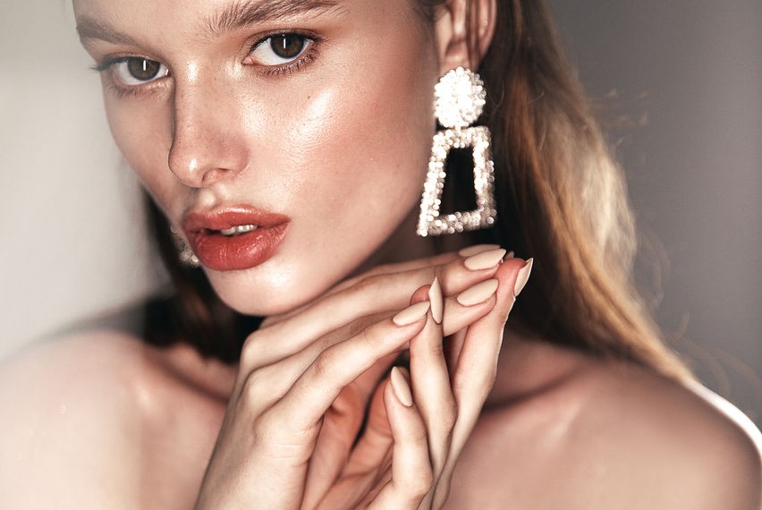 Special occasion makeup and jewellery